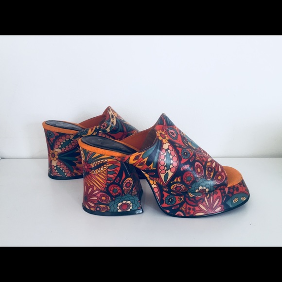 SOLD 90s Psychedelic Platforms Zodiac bratz - Picture 5 of 8
